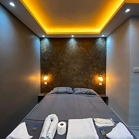 Hotel New La Pella *
